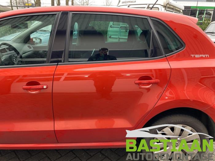 Volkswagen Polo V 1.6 TDI 16V 90 Sloopvoertuig (2010, Oranje)