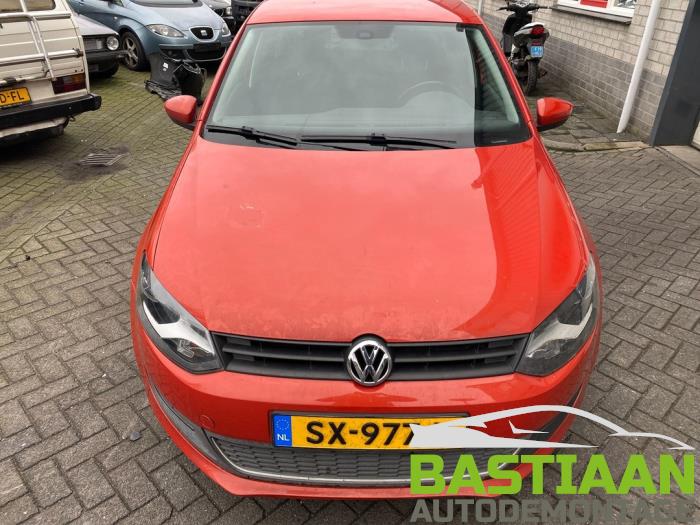 Volkswagen Polo V 1.6 TDI 16V 90 Sloopvoertuig (2010, Oranje)