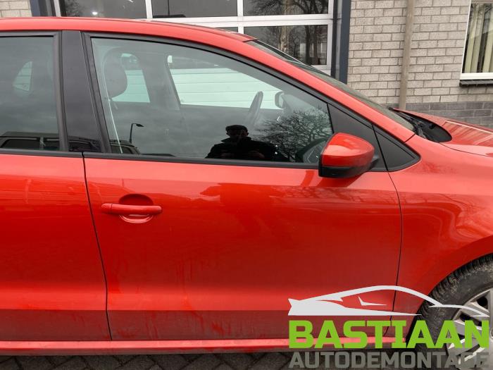 Volkswagen Polo V 1.6 TDI 16V 90 Sloopvoertuig (2010, Oranje)