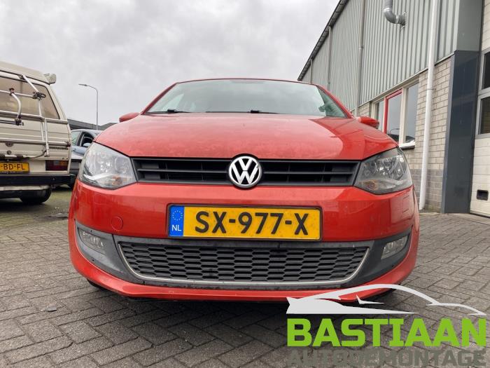 Volkswagen Polo V 1.6 TDI 16V 90 Sloopvoertuig (2010, Oranje)