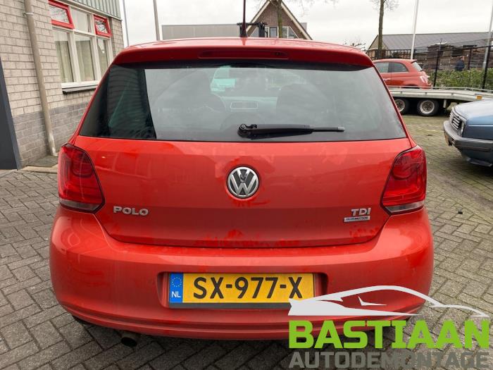 Volkswagen Polo V 1.6 TDI 16V 90 Sloopvoertuig (2010, Oranje)