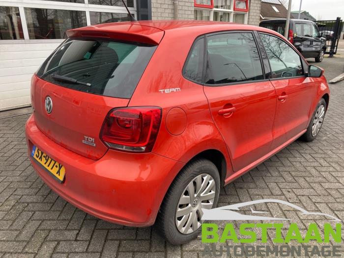 Volkswagen Polo V 1.6 TDI 16V 90 Sloopvoertuig (2010, Oranje)