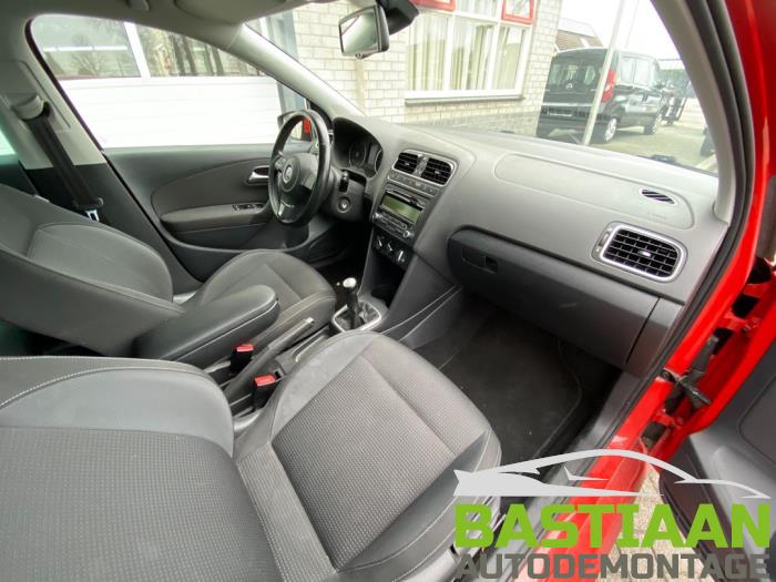 Volkswagen Polo V 1.6 TDI 16V 90 Sloopvoertuig (2010, Oranje)