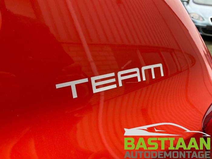 Volkswagen Polo V 1.6 TDI 16V 90 Sloopvoertuig (2010, Oranje)