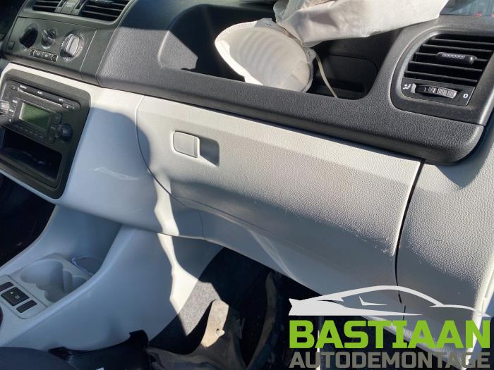 Skoda Roomster 1.2 12V HTTP Sloopvoertuig (2010, Zwart)