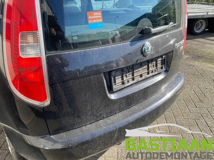 Skoda Roomster 1.2 12V HTTP Sloopvoertuig (2010, Zwart)