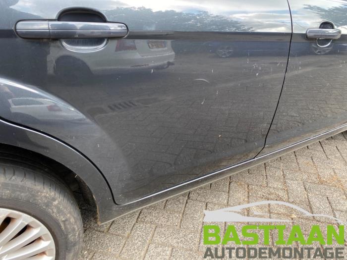 Ford Focus 2 Wagon 1.6 16V Sloopvoertuig (2008, Grijs)