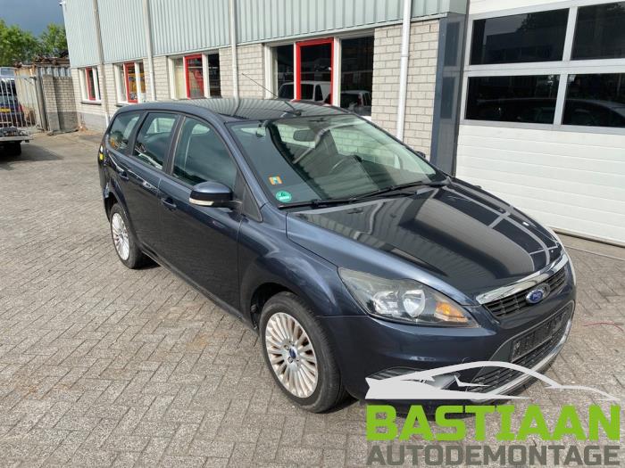 Ford Focus 2 Wagon 1.6 16V Sloopvoertuig (2008, Grijs)