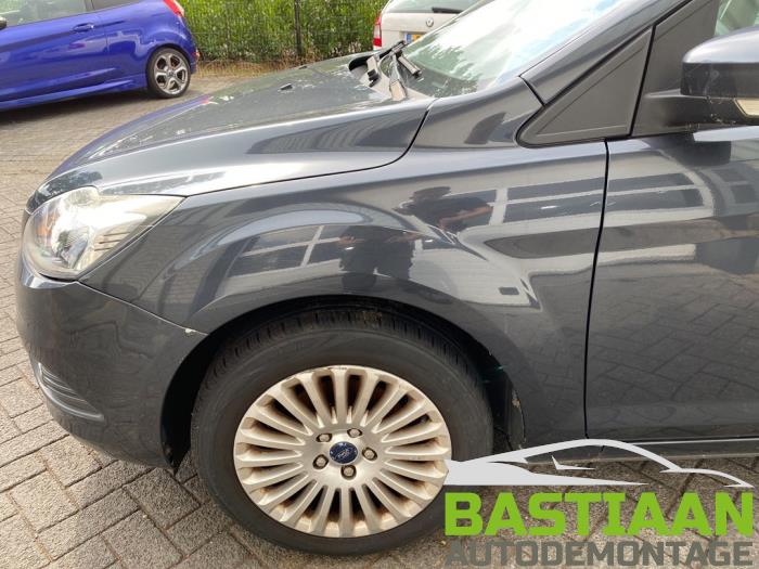 Ford Focus 2 Wagon 1.6 16V Sloopvoertuig (2008, Grijs)