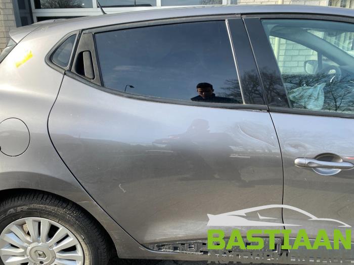Renault Clio IV 0.9 Energy TCE 90 12V Sloopvoertuig (2013, Grijs)