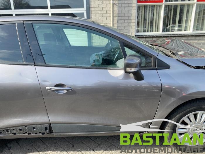 Renault Clio IV 0.9 Energy TCE 90 12V Sloopvoertuig (2013, Grijs)