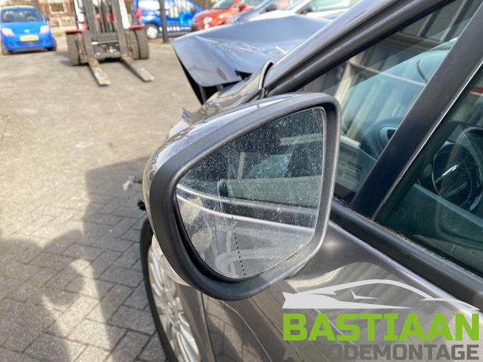 Renault Clio IV 0.9 Energy TCE 90 12V Sloopvoertuig (2013, Grijs)