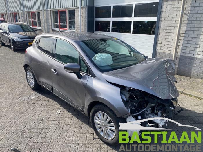 Renault Clio IV 0.9 Energy TCE 90 12V Sloopvoertuig (2013, Grijs)