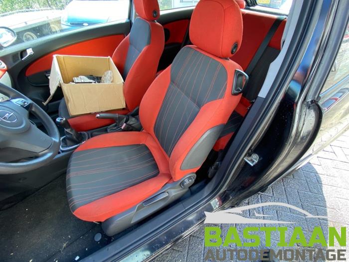 Opel Corsa D 1.0 Sloopvoertuig (2006, Zwart)