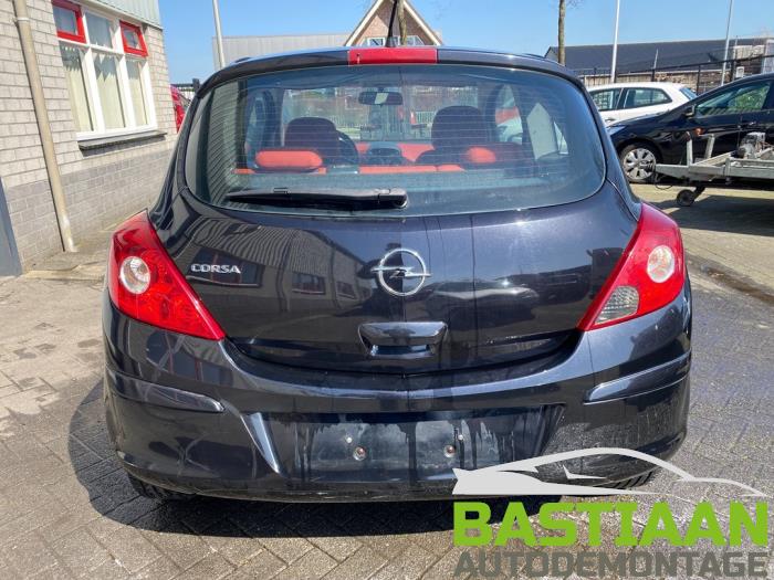 Opel Corsa D 1.0 Sloopvoertuig (2006, Zwart)