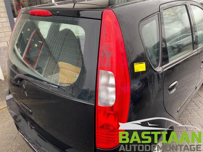 Mitsubishi Colt 1.5 DI-D 12V HP Sloopvoertuig (2010, Zwart)