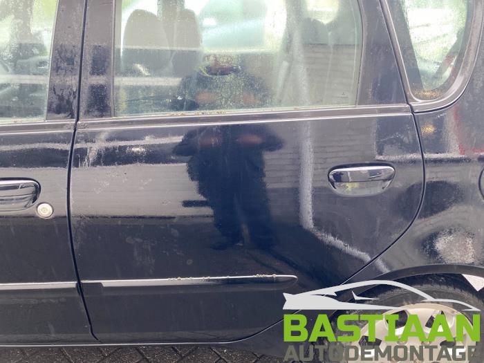 Mitsubishi Colt 1.5 DI-D 12V HP Sloopvoertuig (2010, Zwart)