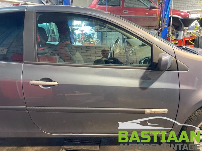 Renault Clio III 1.4 16V Sloopvoertuig (2007, Blauw)