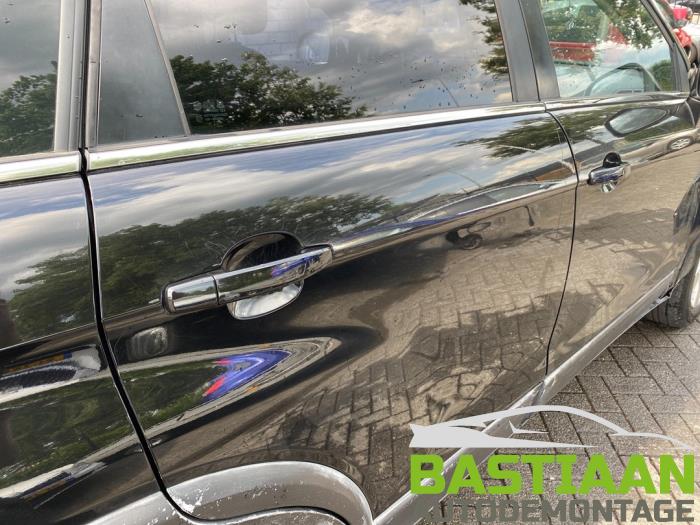 Chevrolet Captiva 2.4 16V 4x2 Sloopvoertuig (2007, Zwart)