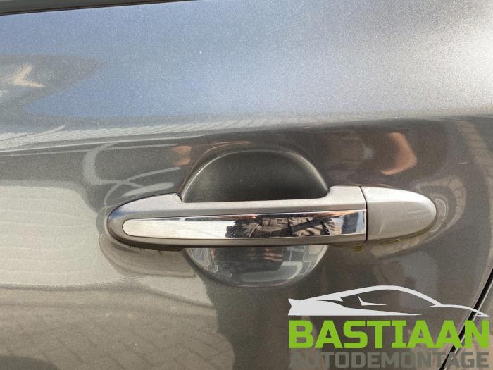 Hyundai Santa Fe II 2.7 V6 24V 4x2 Sloopvoertuig (2007, Grijs)