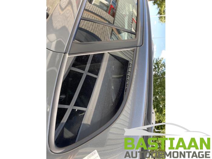 Hyundai Santa Fe II 2.7 V6 24V 4x2 Sloopvoertuig (2007, Grijs)