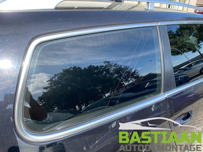 Volkswagen Passat Variant 1.9 TDI Sloopvoertuig (2009, Zwart)