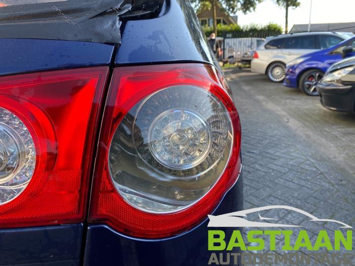 Volkswagen Passat Variant 2.0 FSI 16V Sloopvoertuig (2006, Blauw)