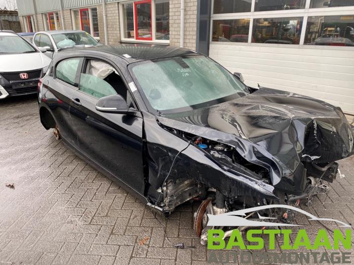 BMW 1 serie 116i 1.5 12V Sloopvoertuig (2018, Zwart)