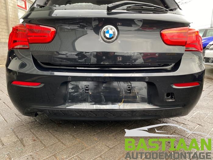BMW 1 serie 116i 1.5 12V Sloopvoertuig (2018, Zwart)