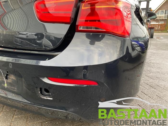 BMW 1 serie 116i 1.5 12V Sloopvoertuig (2018, Zwart)