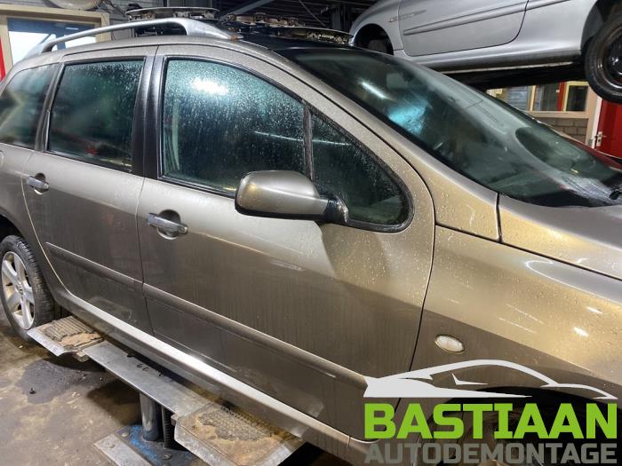 Peugeot 307 SW 2.0 16V Sloopvoertuig (2003, Grijs)