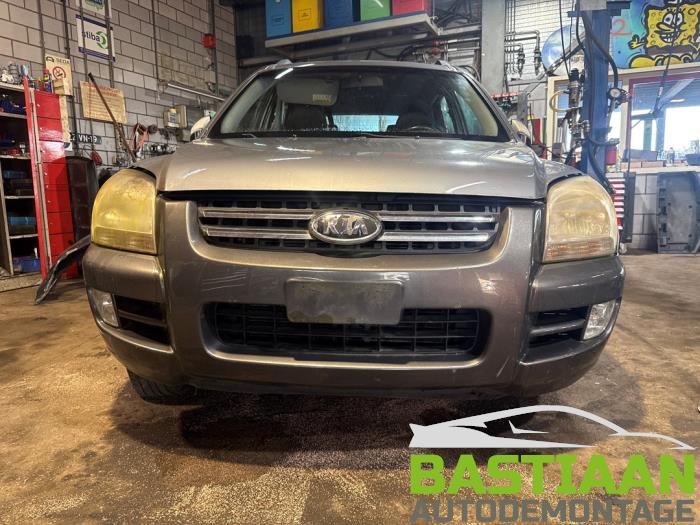 Kia Sportage 2.7 V6 24V 4x4 Sloopvoertuig (2005, Grijs)