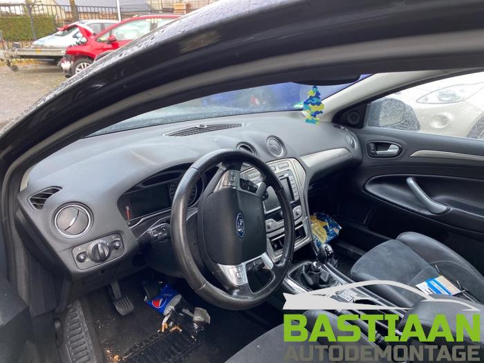 Ford Mondeo IV 2.0 TDCi 140 16V Sloopvoertuig (2011, Grijs)