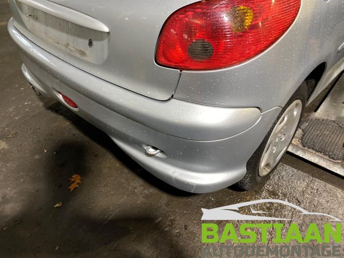Peugeot 206 1.4 16V Sloopvoertuig (2005, Grijs)