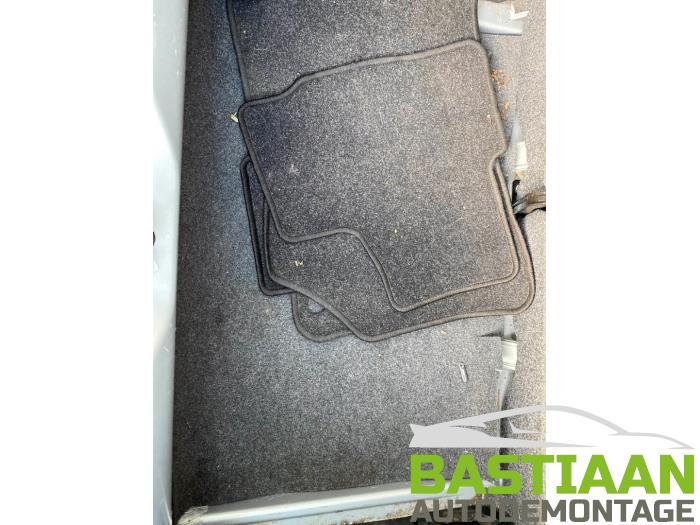 Volkswagen Up! 1.0 12V 60 Sloopvoertuig (2012, Grijs)