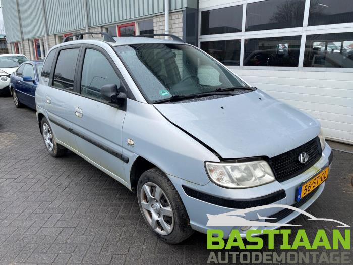 Hyundai Matrix 1.6 16V Sloopvoertuig (2006, Grijs)