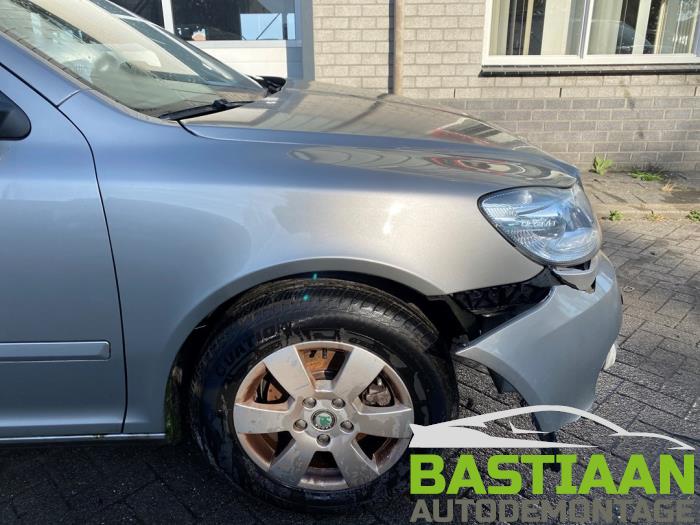 Skoda Octavia Combi 1.4 TSI 16V Sloopvoertuig (2009, Beige)