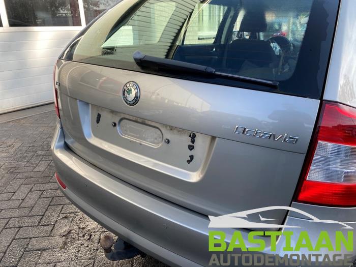 Skoda Octavia Combi 1.4 TSI 16V Sloopvoertuig (2009, Beige)