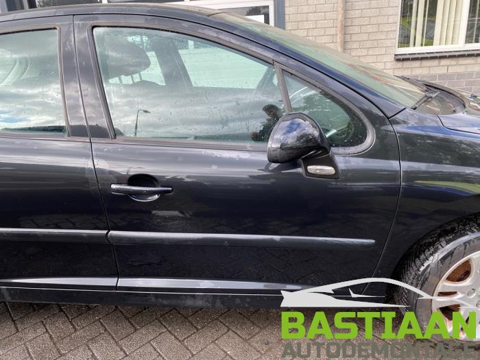 Peugeot 207/207+ 1.4 16V VTi Sloopvoertuig (2009, Zwart)