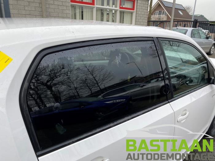 Volkswagen Up! 1.0 12V 60 Sloopvoertuig (2014, Wit)