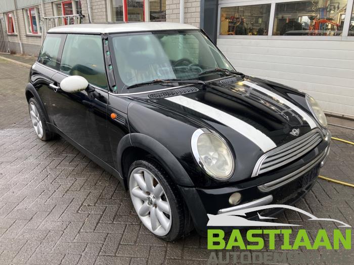 Mini Mini One/Cooper 1.6 16V Cooper Sloopvoertuig (2002, Zwart)