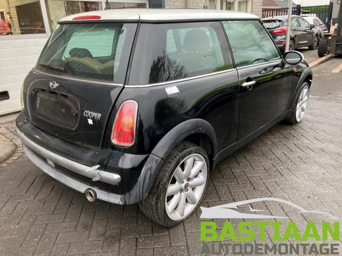 Mini Mini One/Cooper 1.6 16V Cooper Sloopvoertuig (2002, Zwart)