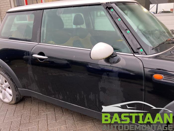 Mini Mini One/Cooper 1.6 16V Cooper Sloopvoertuig (2002, Zwart)