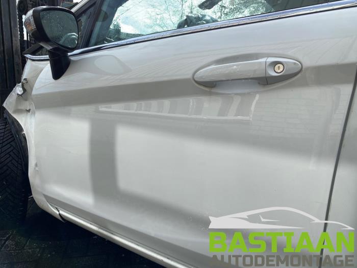 Ford Fiesta 6 1.6 16V Sport Sloopvoertuig (2010, Wit)