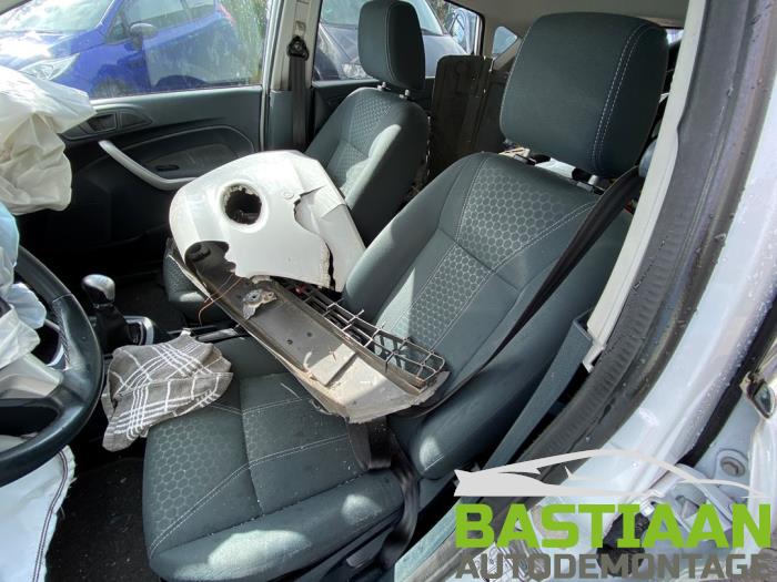 Ford Fiesta 6 1.6 16V Sport Sloopvoertuig (2010, Wit)