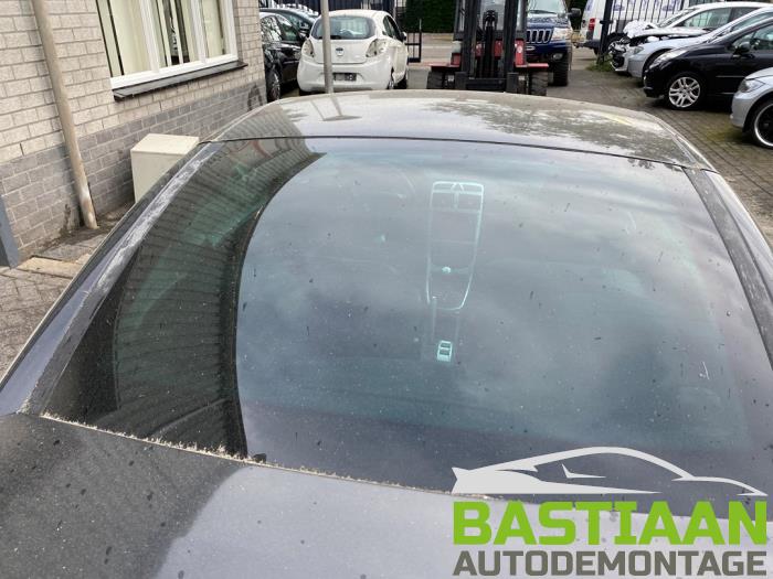 Peugeot 307 CC 2.0 16V Sloopvoertuig (2004, Zwart)