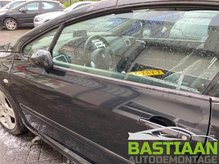 Peugeot 307 CC 2.0 16V Sloopvoertuig (2004, Zwart)