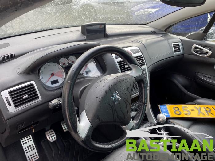 Peugeot 307 CC 2.0 16V Sloopvoertuig (2004, Zwart)