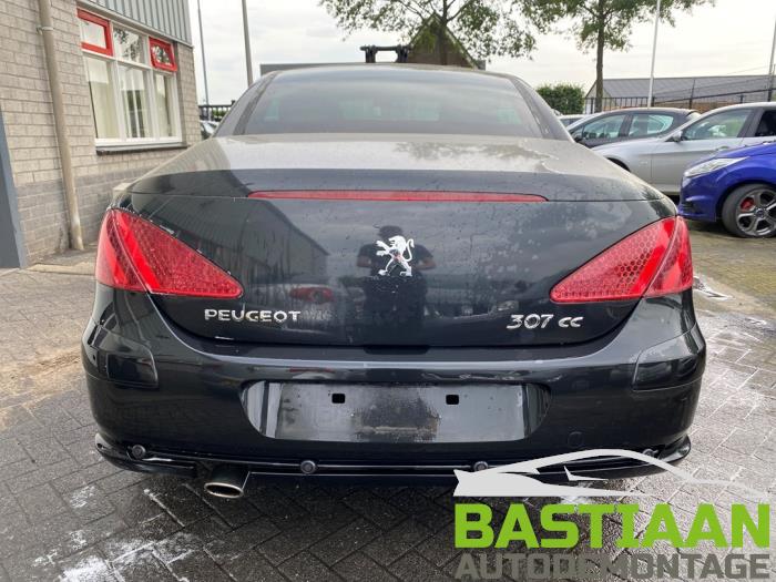 Peugeot 307 CC 2.0 16V Sloopvoertuig (2004, Zwart)