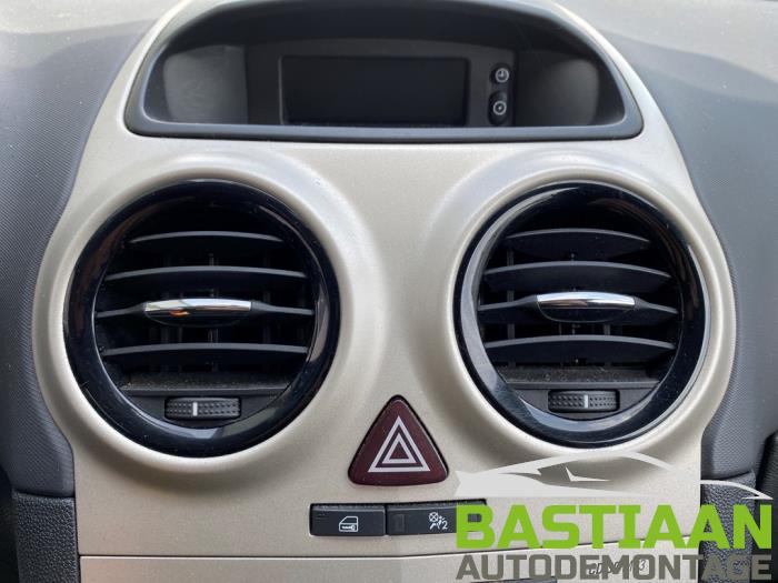 Opel Corsa D 1.2 16V Sloopvoertuig (2010, Blauw)